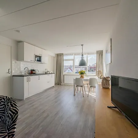 Apartment 122 *