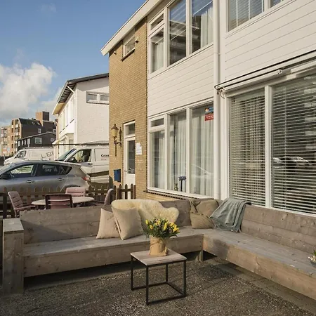 122 * Egmond aan Zee