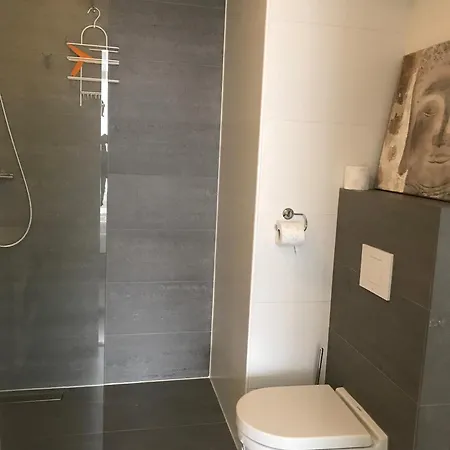 122 דירה אגמונד אן זי